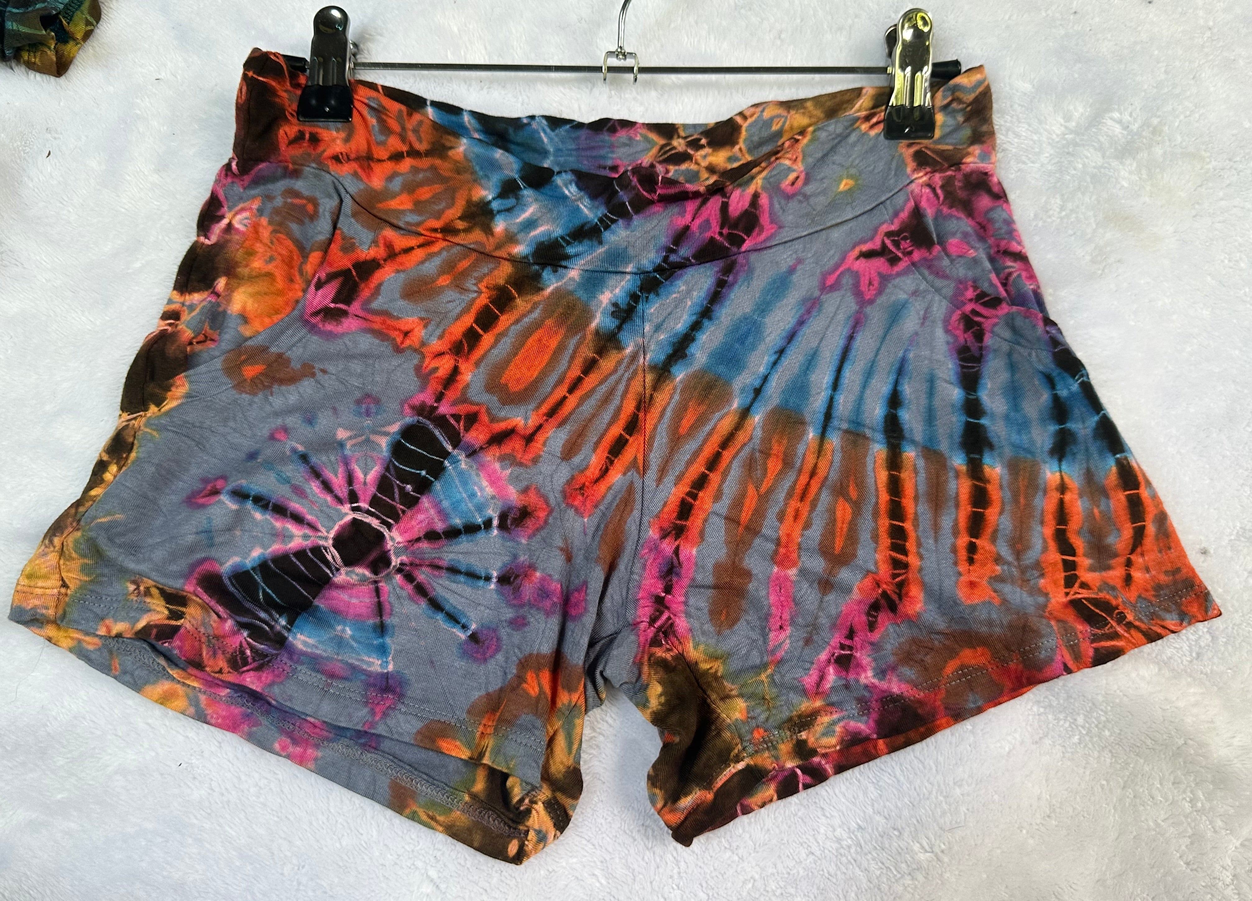 Tie-Dye Shorts with Pockets (Mix-n-Match Colors) – Green